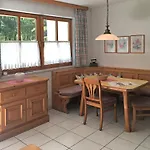 Appartement Mit Bergaufenthalt In Schoenau