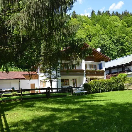 Mit Bergaufenthalt In Schoenau