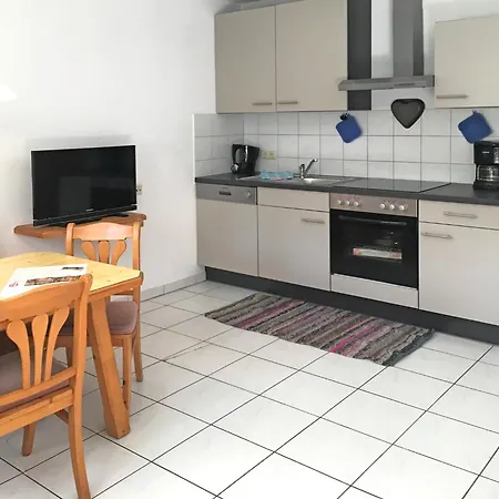 Apartment With Balcony In Schoenau Am Koenigssee Διαμέρισμα *